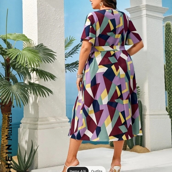 Geo Print Belted Dress - Picture 3 of 9